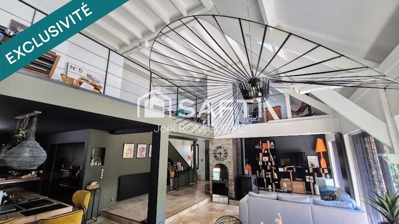 Maison - 200 m² - 5 pièces