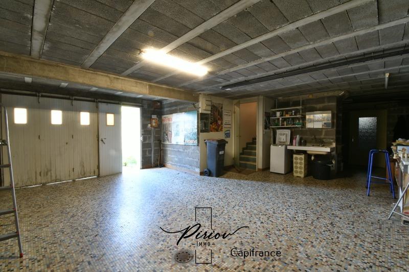 Pavillon - 195 m² - 8 pièces