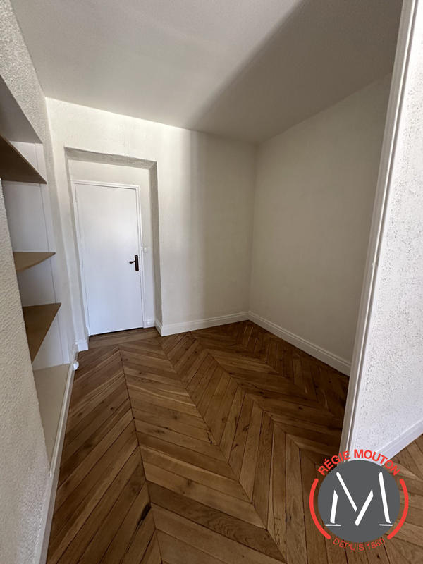 Appartement - 151 m² - 5 pièces