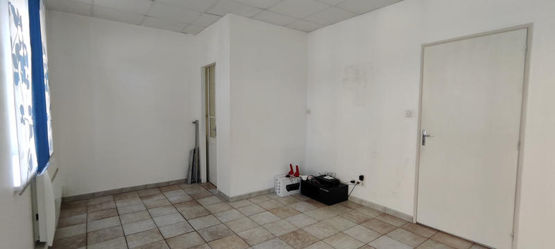 Local commercial - 33 m² - 3 pièces