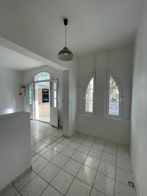 Maison - 64 m² - 2 pièces