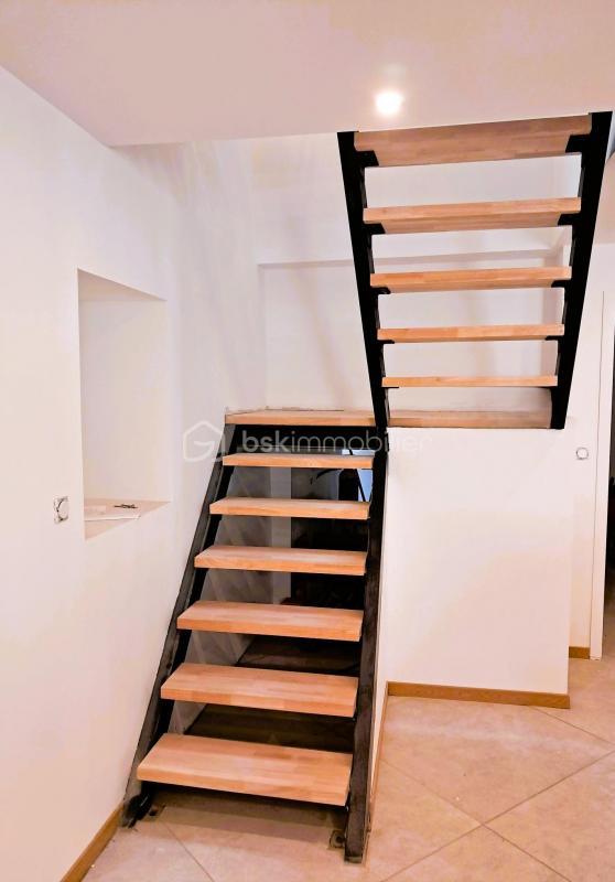 Maison ancienne - 180 m² - 11 pièces