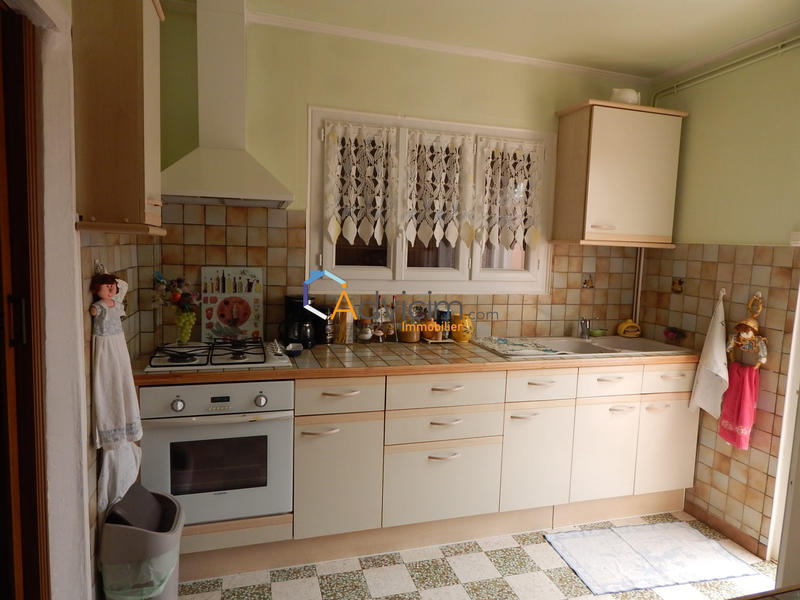 Maison - 95 m² - 3 pièces