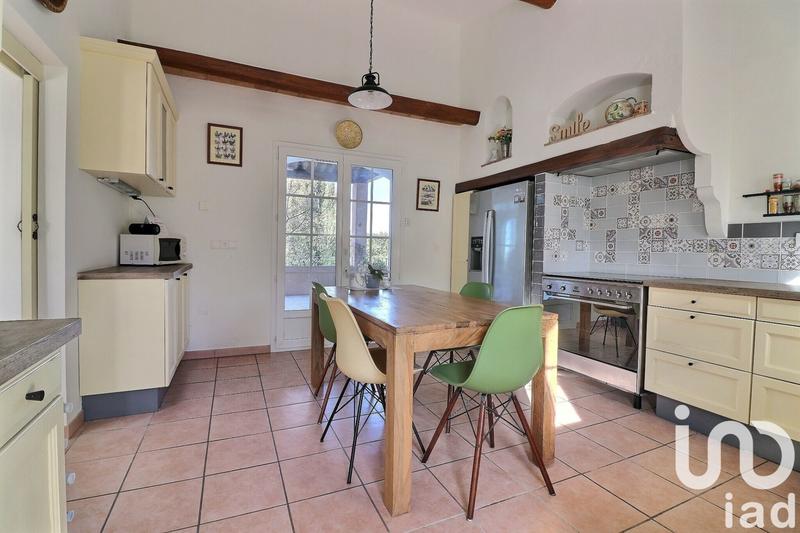 Maison - 216 m² - 6 pièces