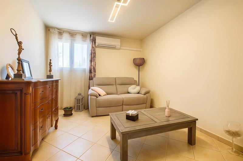 Maison - 157 m² - 10 pièces