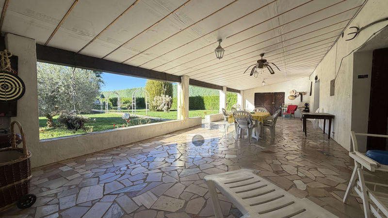 Maison - 208 m² - 7 pièces