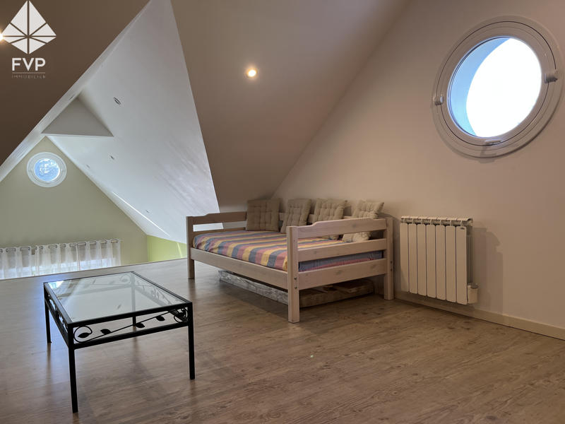 Maison - 173 m² - 7 pièces