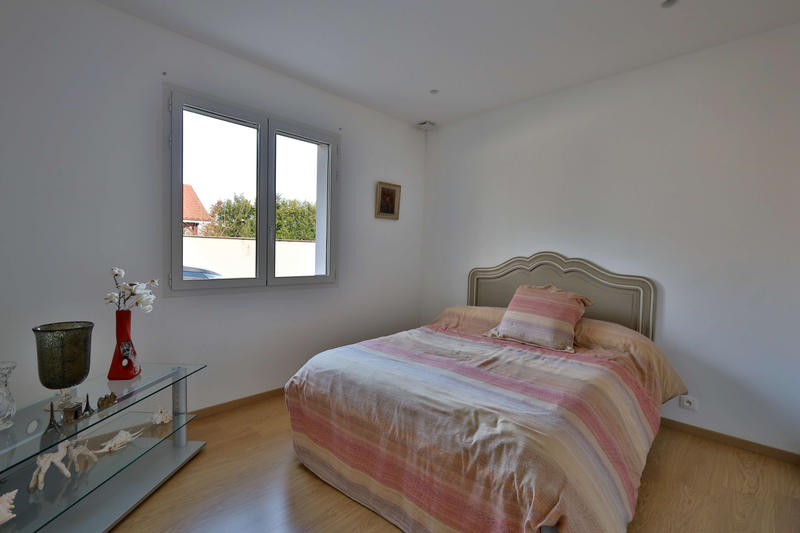 Maison - 283 m² - 6 pièces