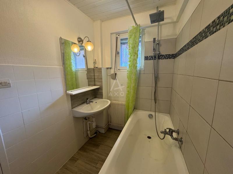Appartement - 79 m² - 5 pièces