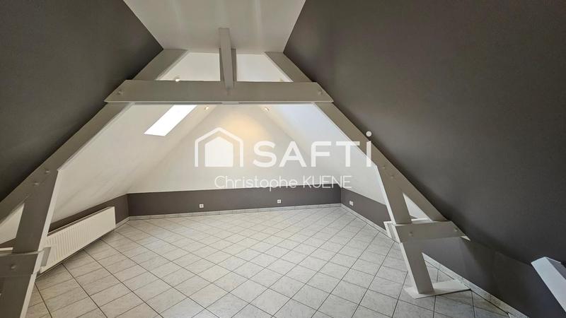 Maison - 218 m² - 9 pièces