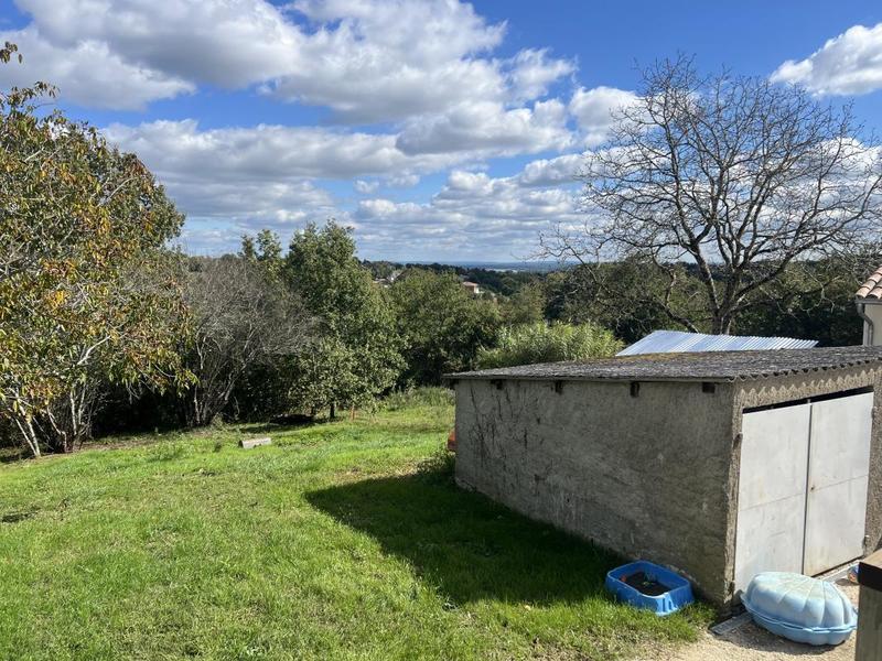 Propriété - 83 m² - 4 pièces