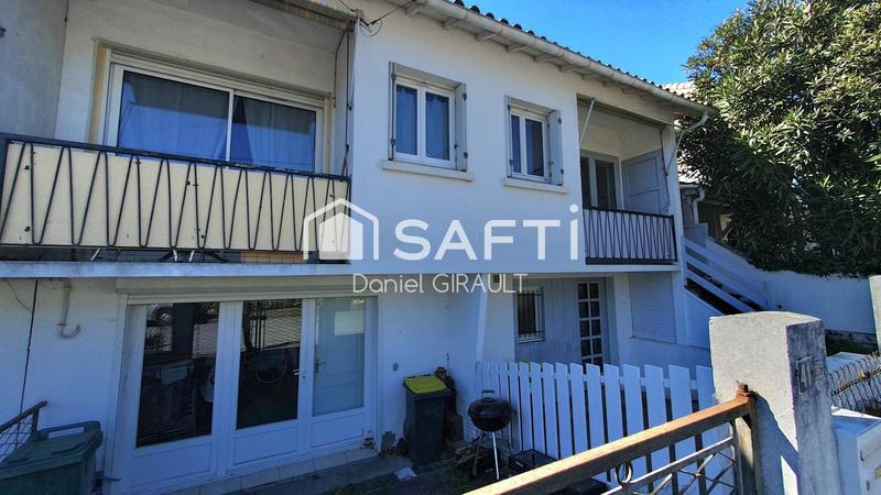 Maison - 300 m² - 10 pièces