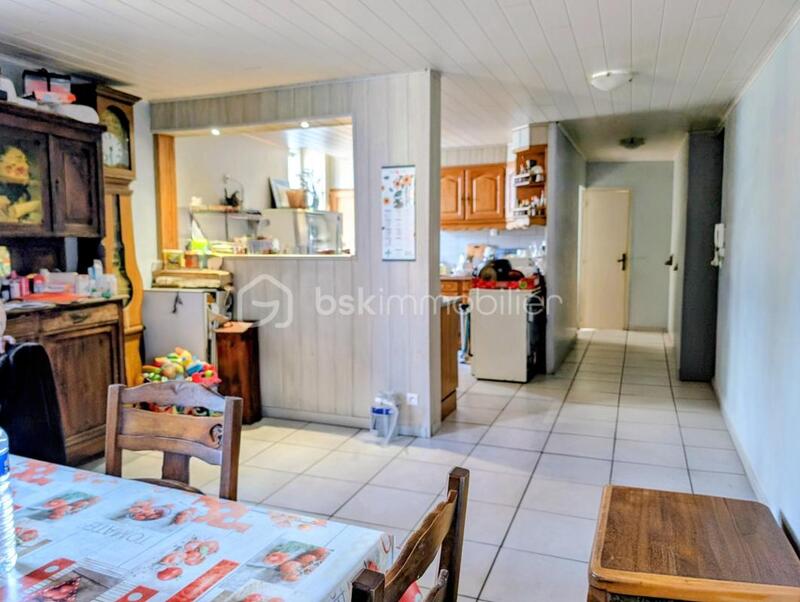 Maison - 90 m² - 3 pièces