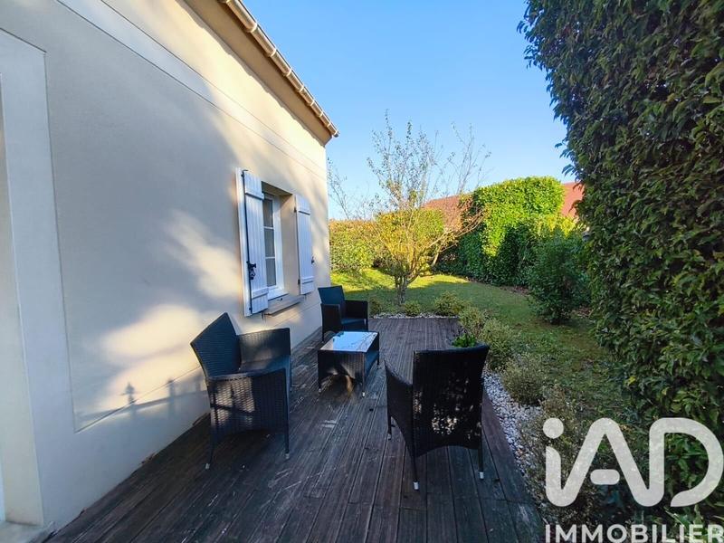 Maison - 98 m² - 5 pièces