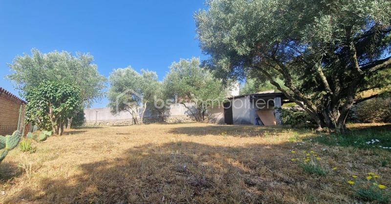 Maison traditionnelle - 1 260 m² - 6 pièces