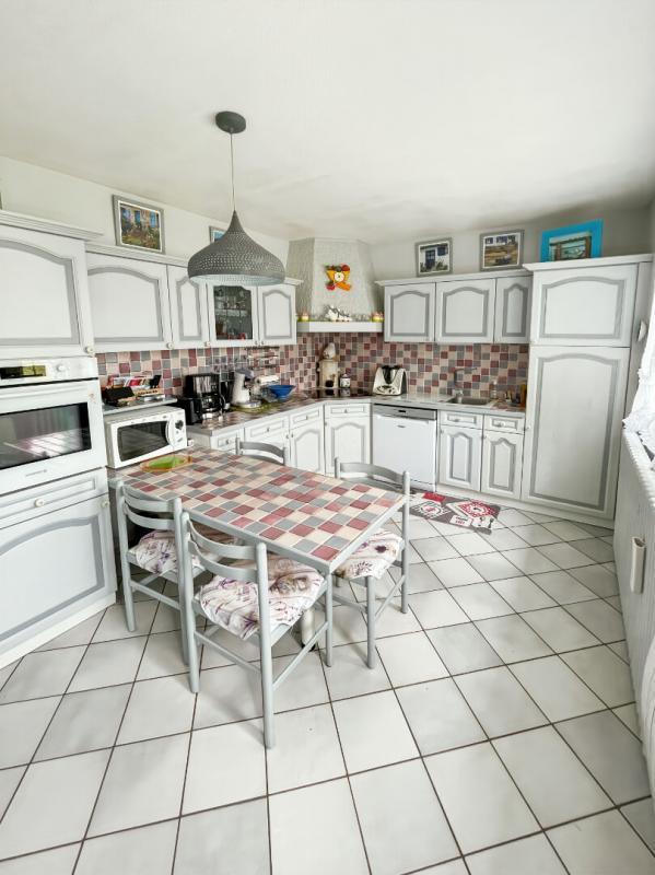 Maison - 150 m² - 8 pièces