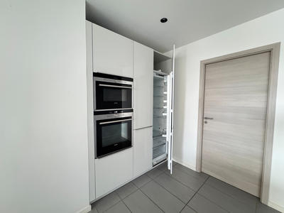 Appartement - 164 m² - 6 pièces