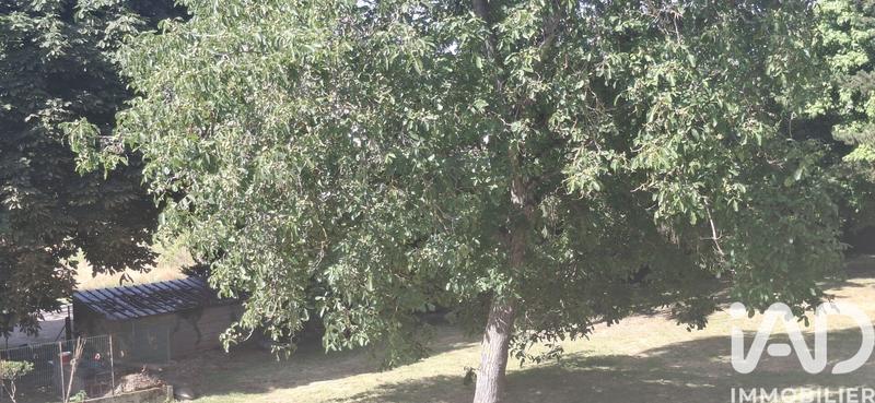 Maison - 186 m² - 8 pièces