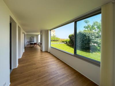 Appartement - 102 m² - 2 pièces