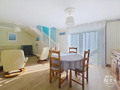 Maison traditionnelle - 97 m² - 4 pièces