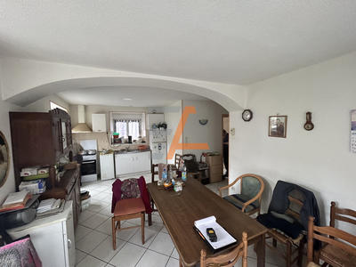 Maison de village - 152 m² - 10 pièces