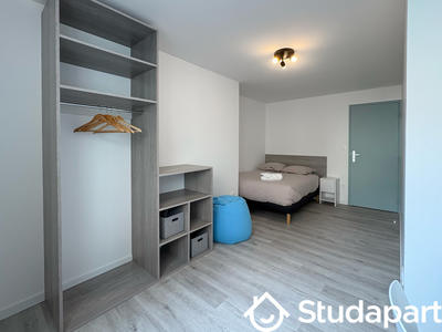 Chambre - 15 m² - 1 pièce