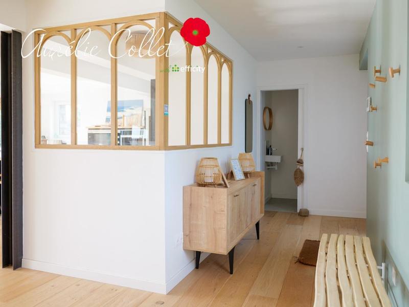 Villa - 240 m² - 9 pièces