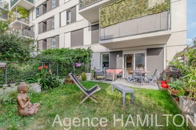 Appartement sur toit - 77 m² - 4 pièces