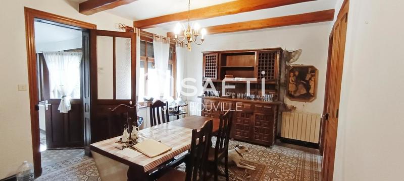 Maison - 90 m² - 5 pièces