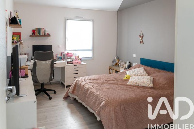 Maison - 183 m² - 8 pièces