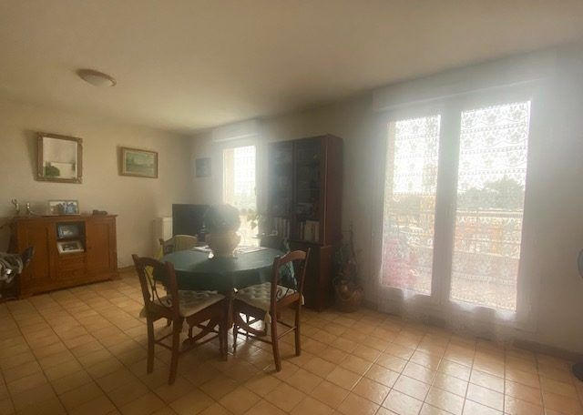 Appartement - 85 m² - 3 pièces