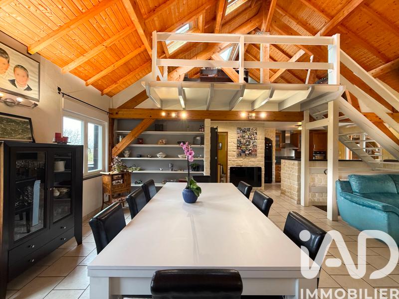 Maison - 156 m² - 8 pièces