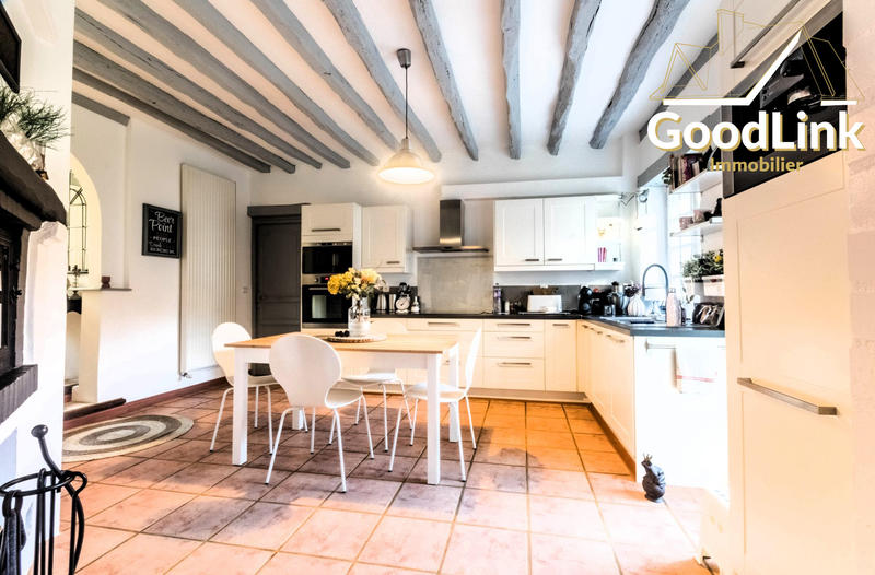 Maison ancienne - 178 m² - 6 pièces