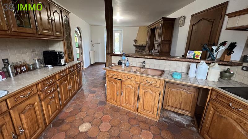 Maison ancienne - 206 m² - 8 pièces