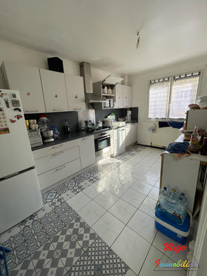 Appartement - 87 m² - 4 pièces