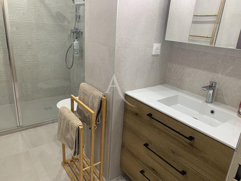 Appartement - 74 m² - 3 pièces