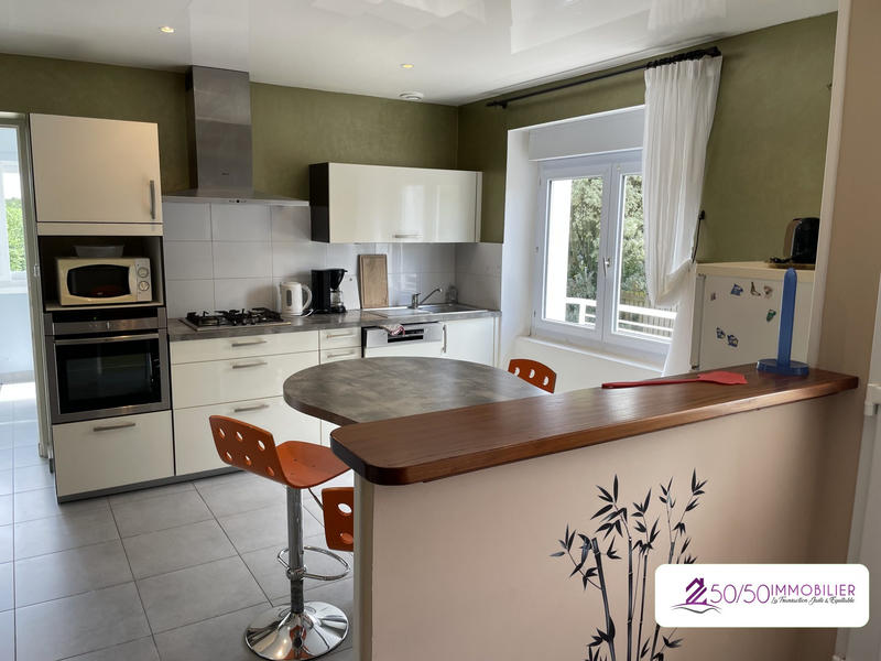 Maison - 106 m² - 6 pièces