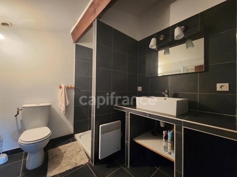 Maison - 200 m² - 8 pièces