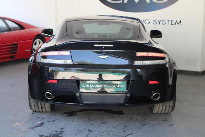 Aston Martin V8 Vantage s Coupe Sportshift II