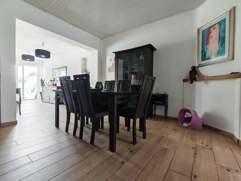 Maison - 98 m² - 4 pièces