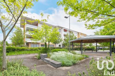 Appartement - 77 m² - 4 pièces