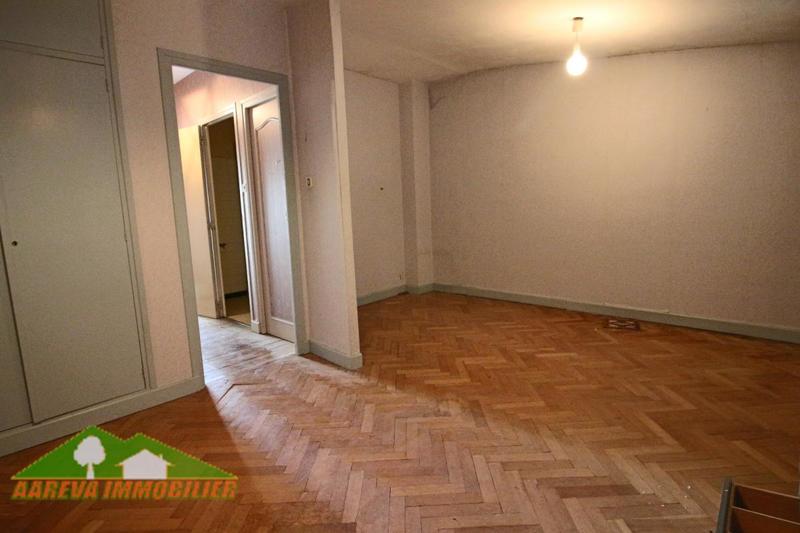 Immeuble - 240 m² - 9 pièces