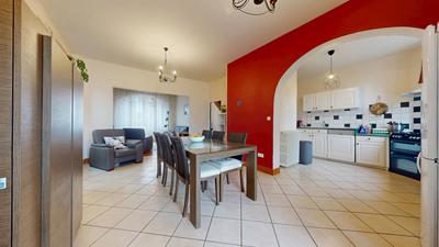 Maison en pierre - 188 m² - 9 pièces