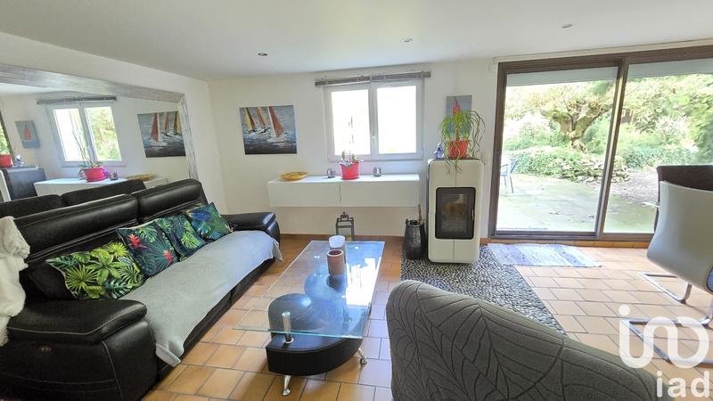 Maison - 166 m² - 8 pièces