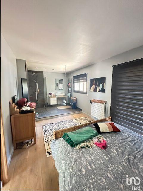 Maison - 224 m² - 6 pièces