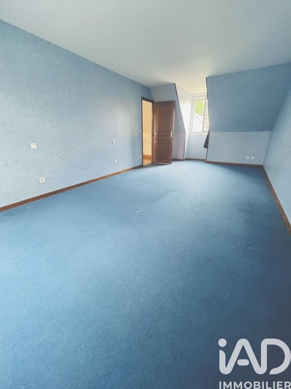 Maison - 196 m² - 8 pièces