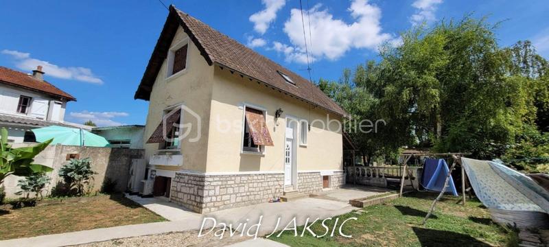 Maison traditionnelle - 66 m² - 5 pièces