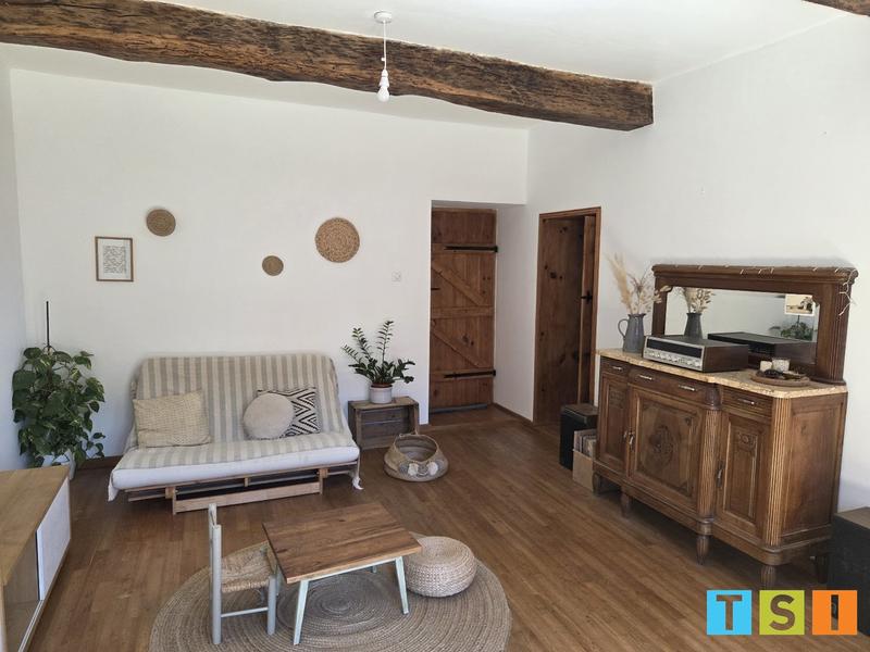 Maison - 230 m² - 7 pièces