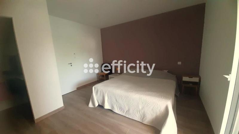 Maison - 136 m² - 5 pièces