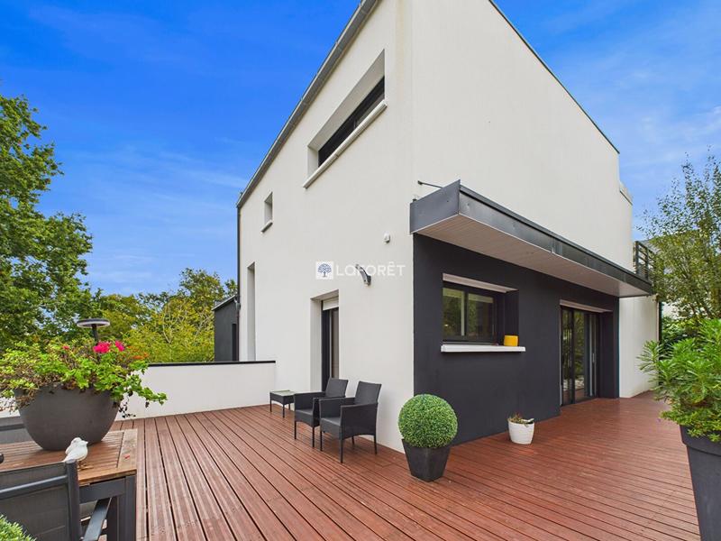 Maison - 131 m² - 6 pièces